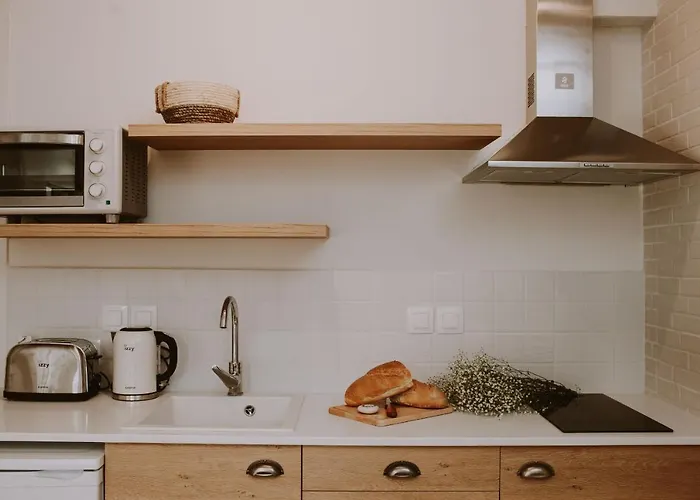 מלון דירות Eriel Boutique 3*